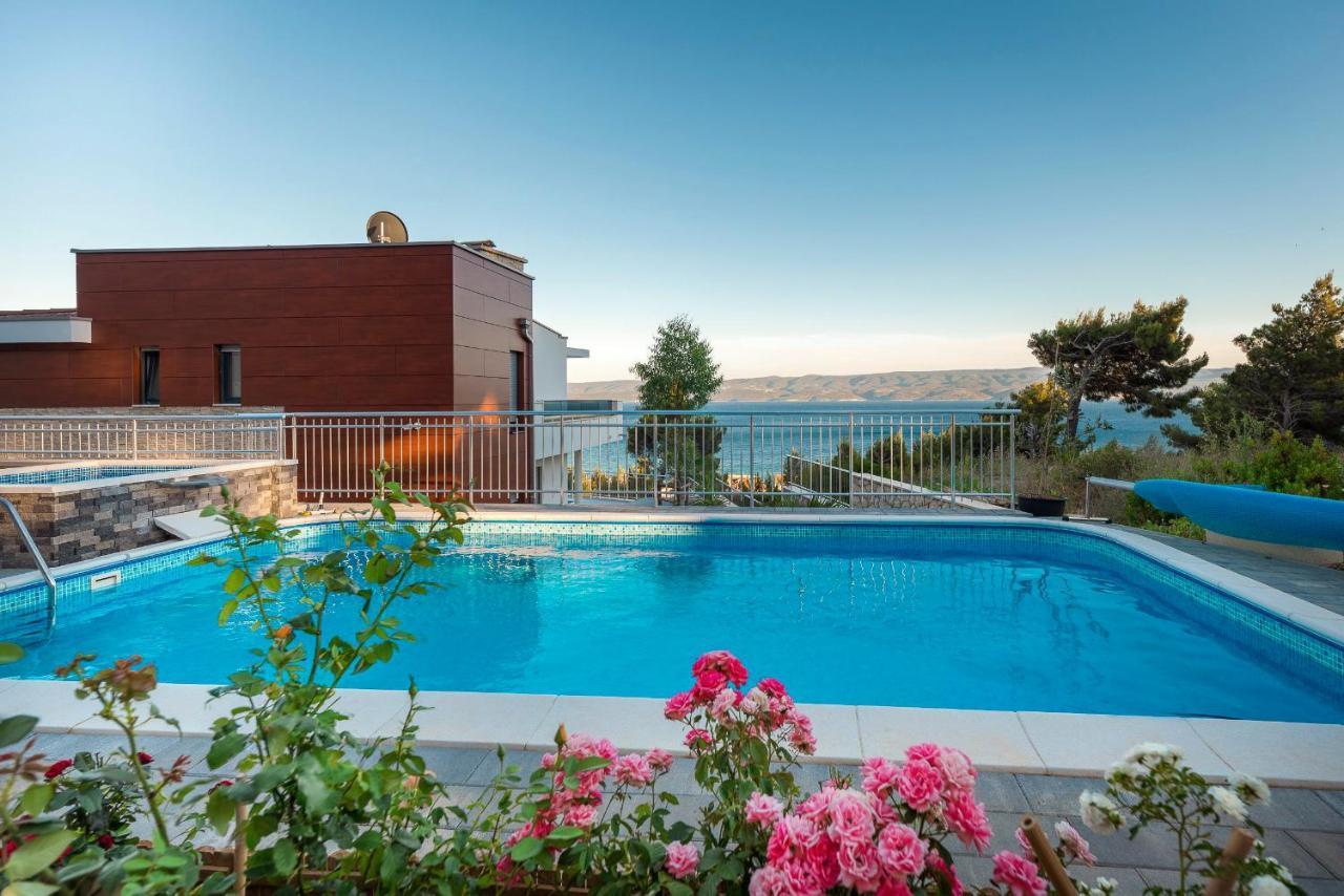 Villa Sara With Sea View And Private Heated Pool Omiš Exteriér fotografie