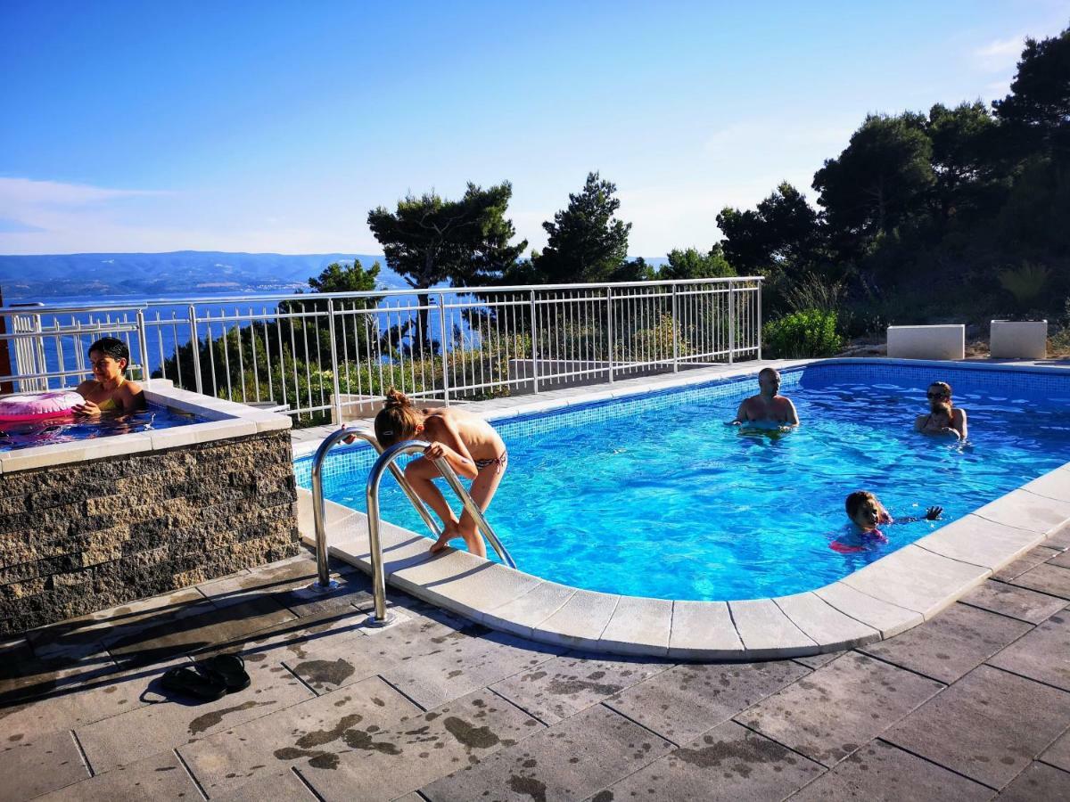 Villa Sara With Sea View And Private Heated Pool Omiš Exteriér fotografie